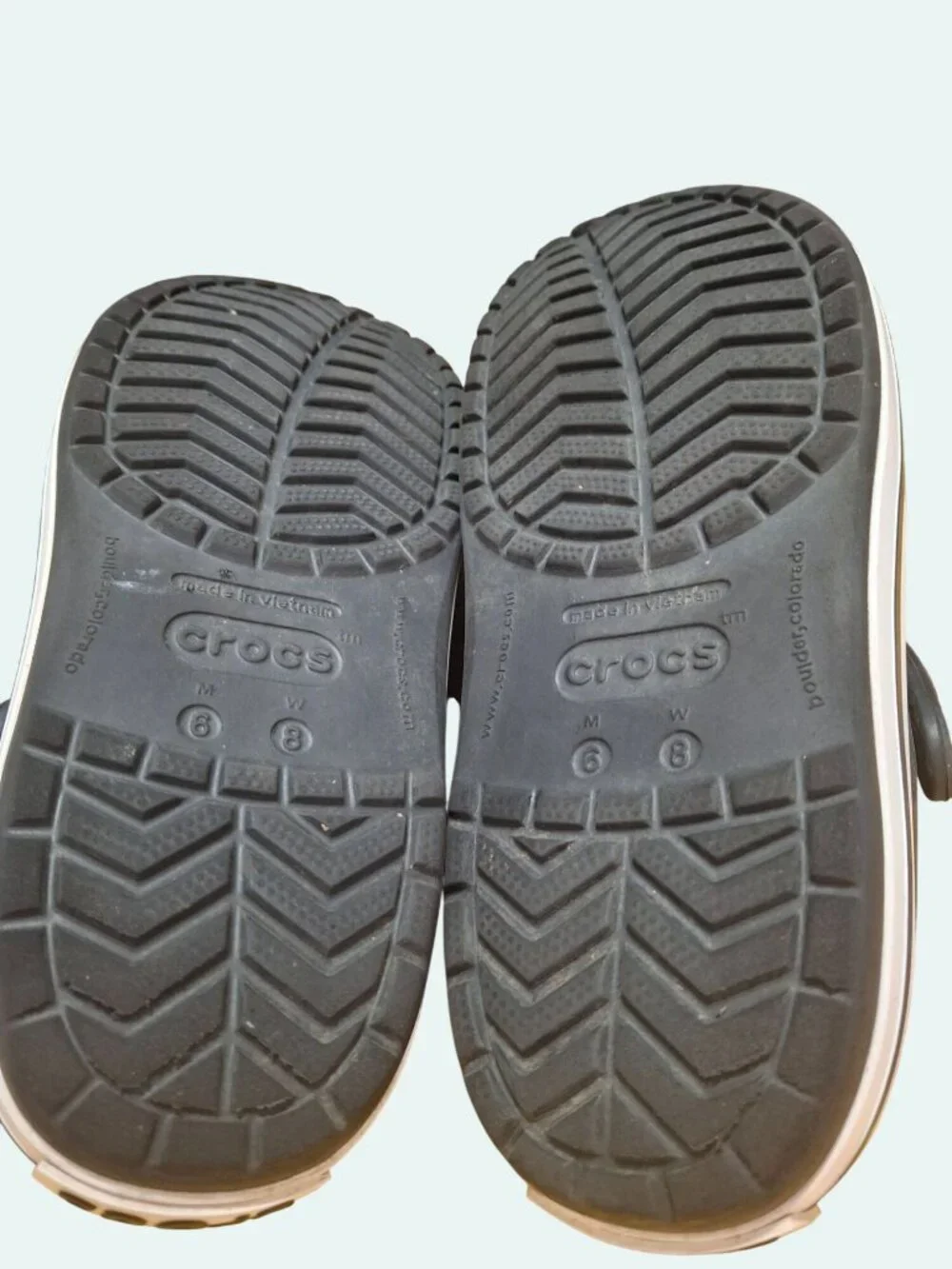 Black Crocs Classic Clog Shoes With Fun Jibbitz Charms Men 6 / Women 8 *SH1
